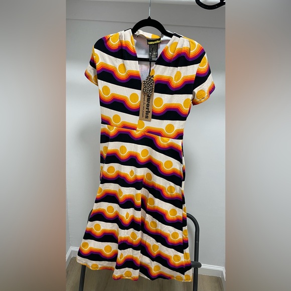 Nooworks Greta Dress Size Medium NWT - Picture 3 of 10